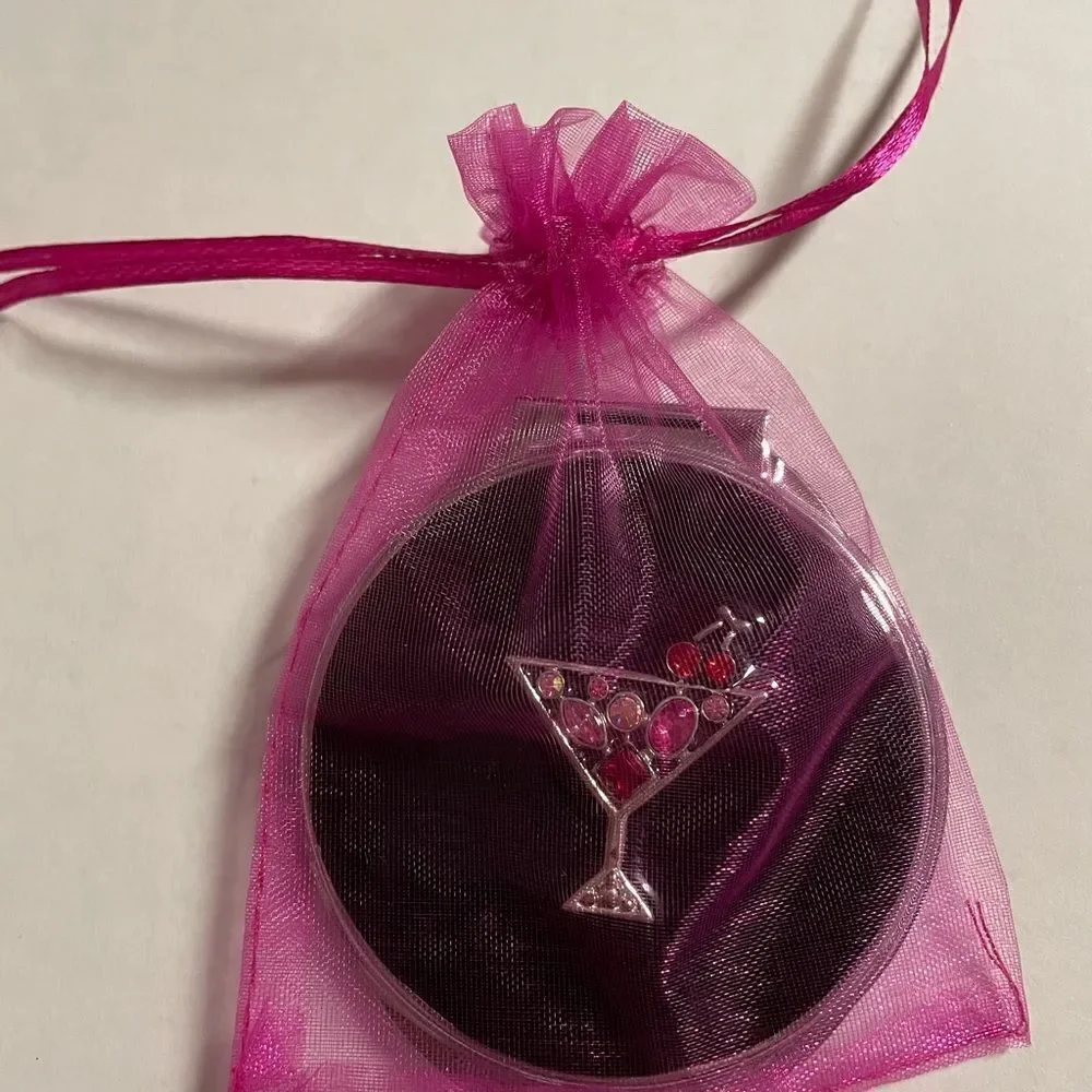 ‎DECORATIVE COMPACT MIRROR